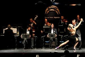 DIA 2 - BUENOS AIRES|CITY TOUR POR LA NOCHE TANGO SHOW DIA 2 - BUENOS AIRES|CITY TOUR POR LA NOCHE TANGO SHOW
